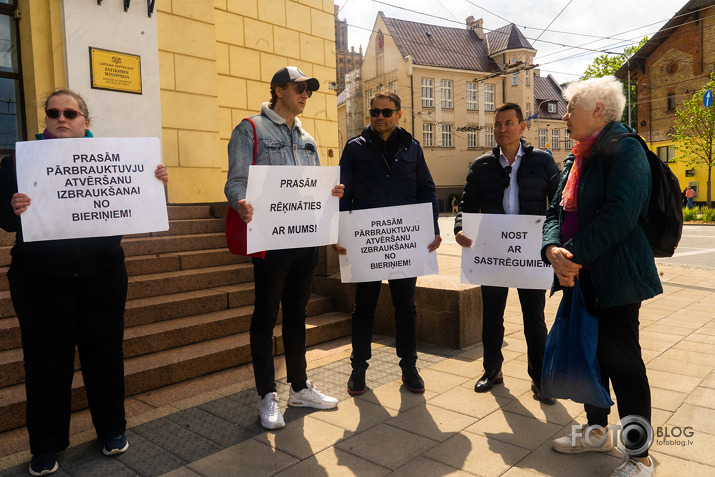 pie Satiksmes ministrijas