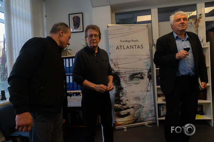 Ekstāzes, Metastāzasa un Atlantas
