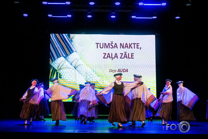 deju koncerts Ziemeļblāzmas klubā