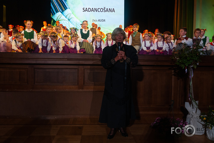 deju koncerts Ziemeļblāzmas klubā