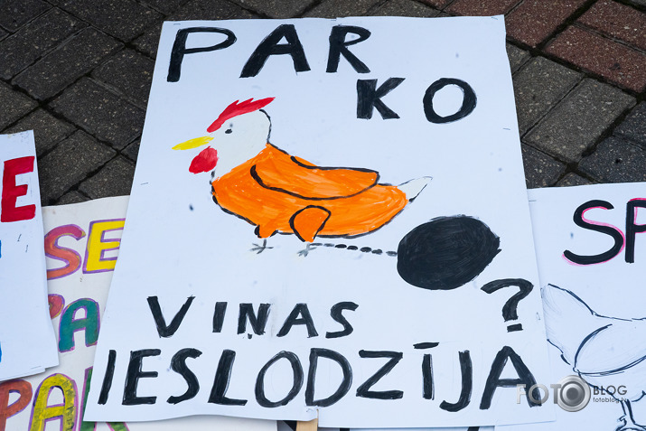 Brīvību vistām!