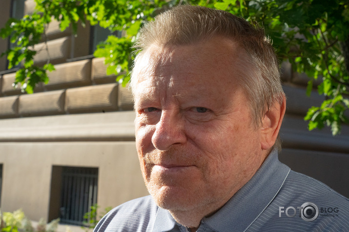 poli†iķu, orku vannabe poli†iķu un 1-kārši orku un urlu atbals†ī†āju demens†ruācija pie Langarā†a