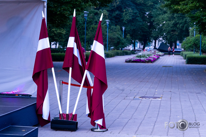 PRE† visu iespējamo brīvību ierobežošanu