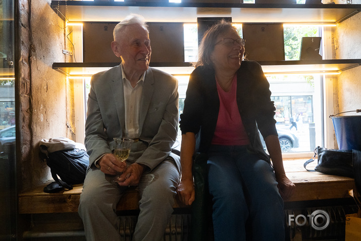 grāmatas par brāļiem Martinsoniem atpogāšana ISTABĀ