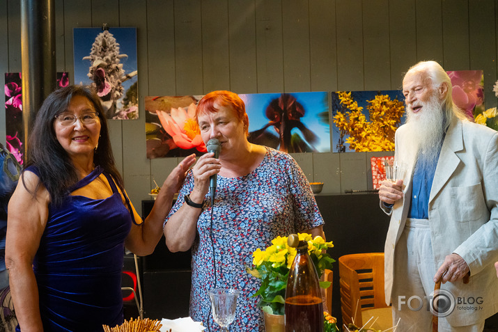 grāmatas par brāļiem Martinsoniem atpogāšana ISTABĀ