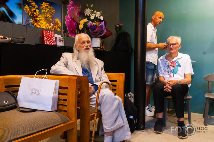 grāmatas par brāļiem Martinsoniem atpogāšana ISTABĀ