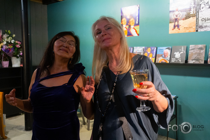 grāmatas par brāļiem Martinsoniem atpogāšana ISTABĀ