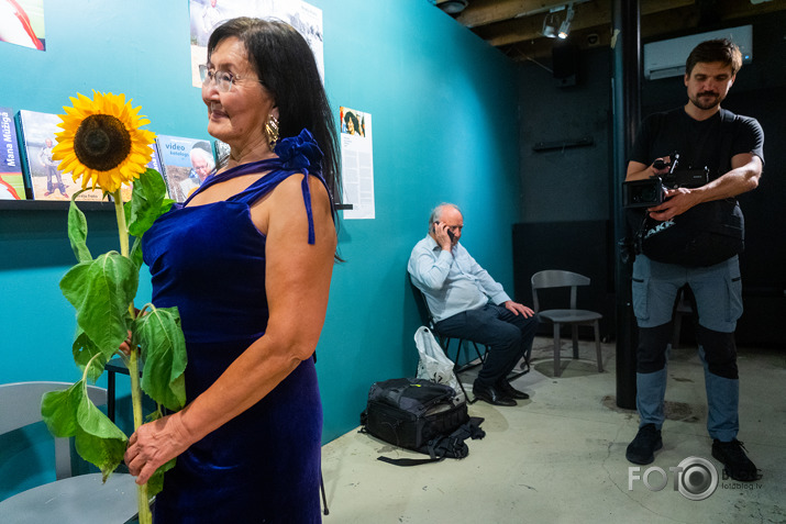 grāmatas par brāļiem Martinsoniem atpogāšana ISTABĀ