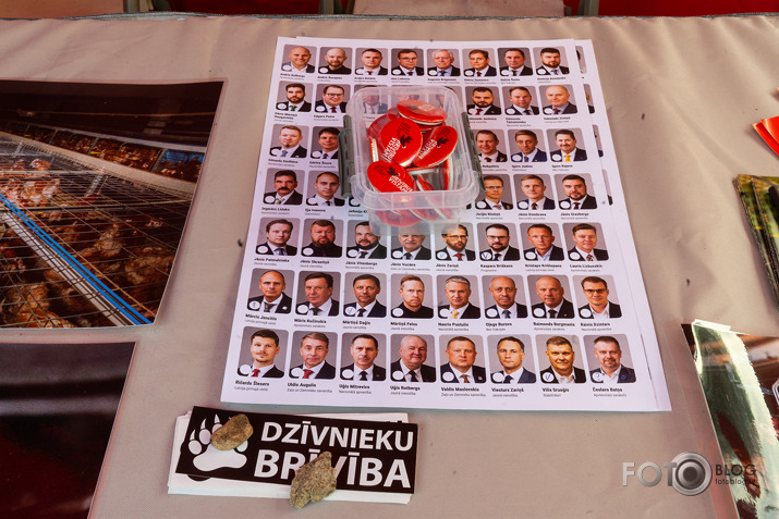 akcija dējējvistu būros abalstam