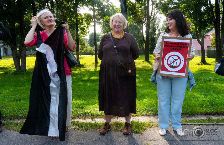 pretvēju ģenerātōru pikets!