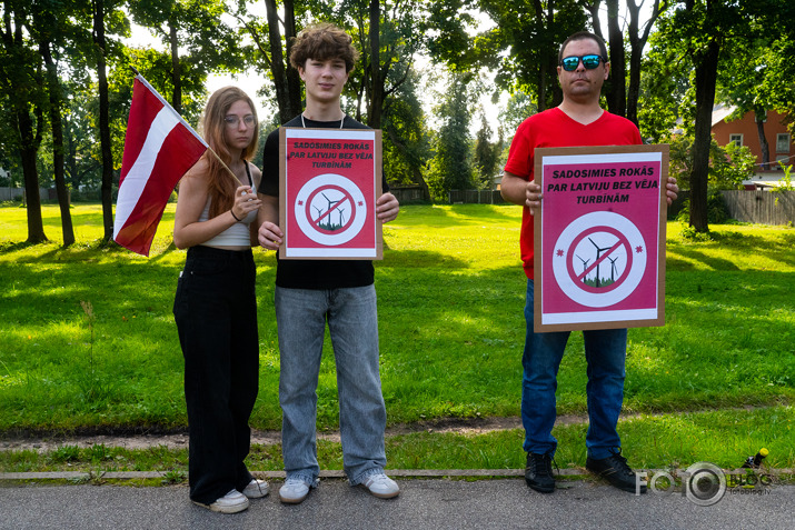 pretvēju ģenerātōru pikets!