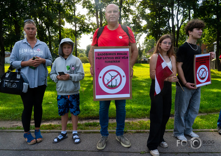 pretvēju ģenerātōru pikets!