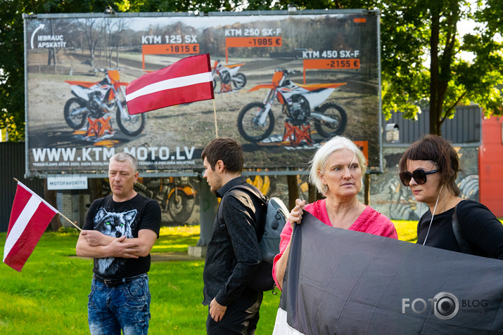 pretvēju ģenerātōru pikets!