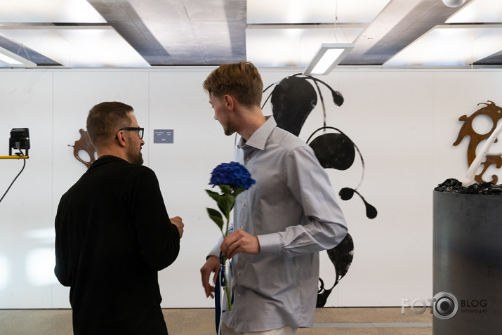 Artūra Dimitera izstāde Rietumu bankas izstāžu zālē