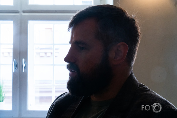 tikšanās ar Austošo Sauli