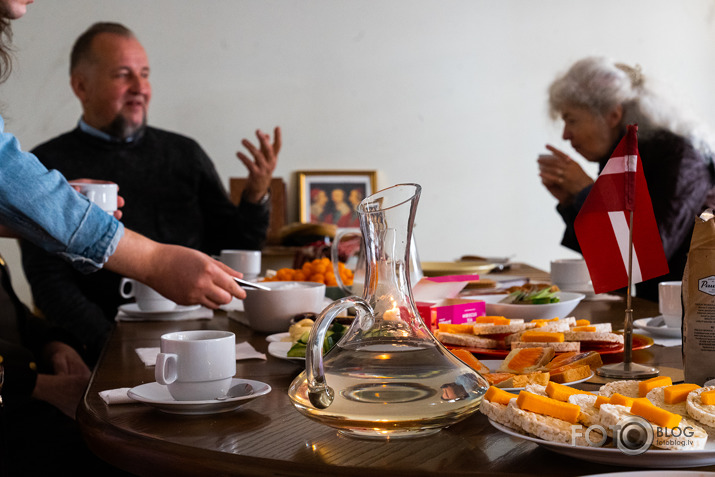 tikšanās ar Austošo Sauli