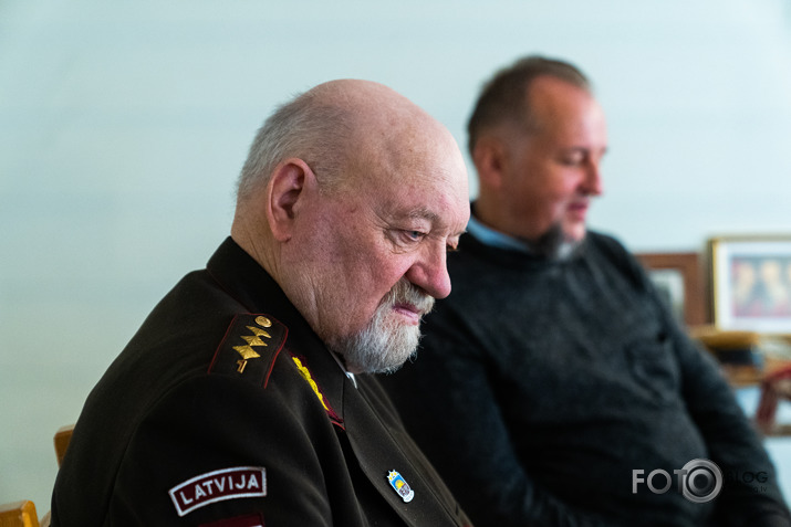 tikšanās ar Austošo Sauli